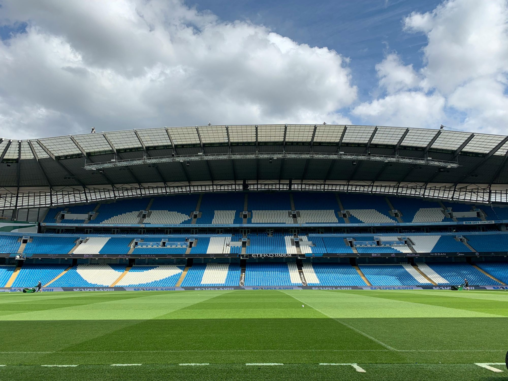 Etihad seats 