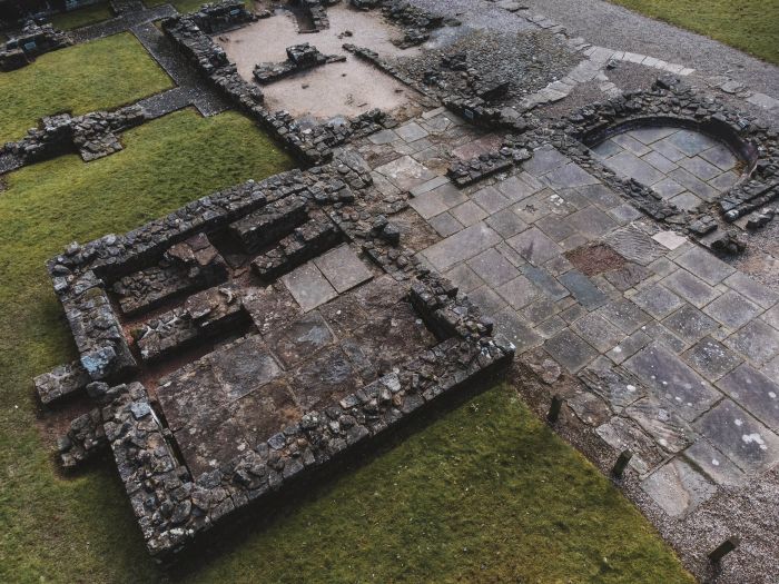 An ariel view of Bearsden Bath House, an ancient stone structure.