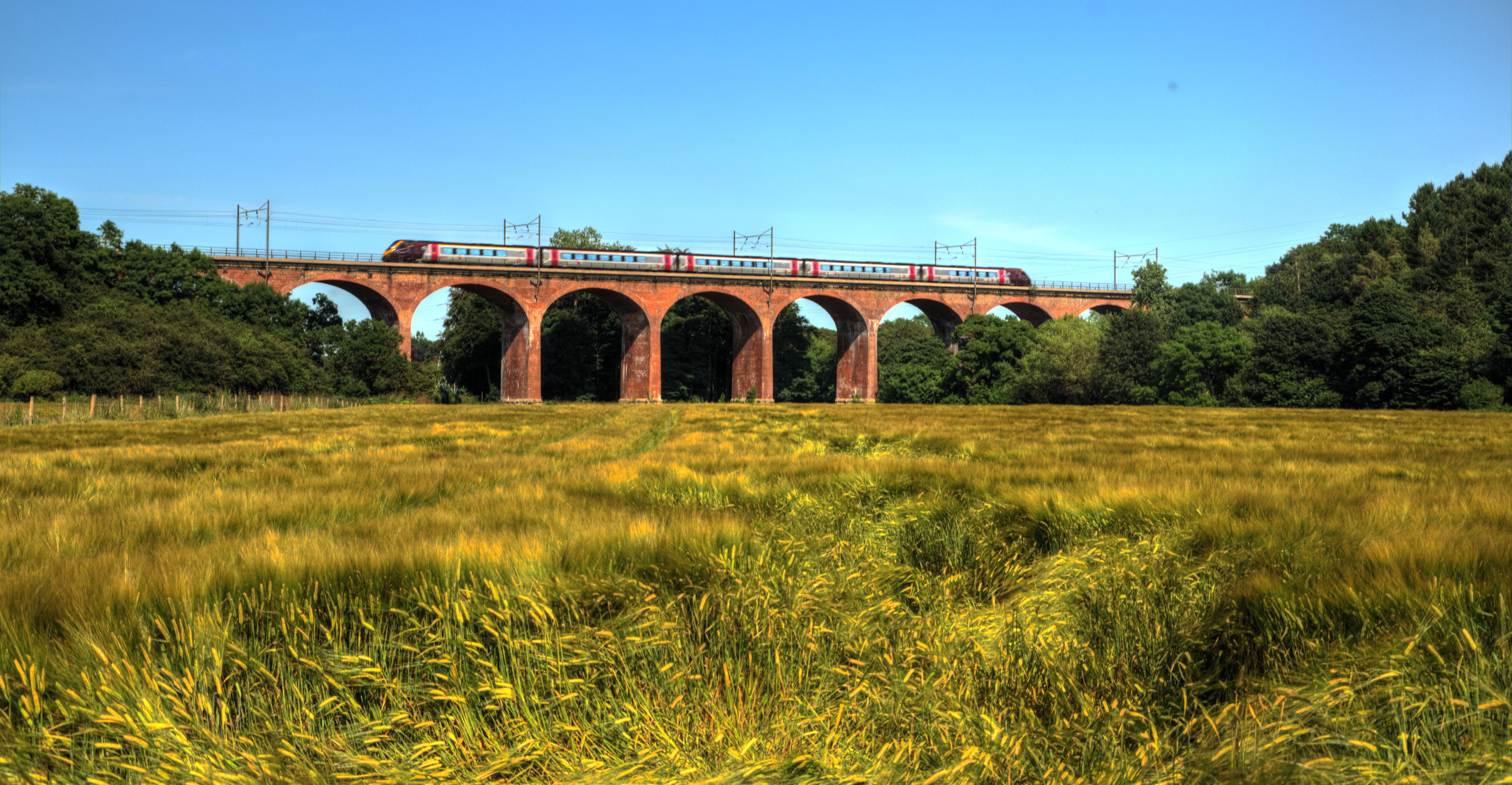 CrossCountry train on bridge in Durham