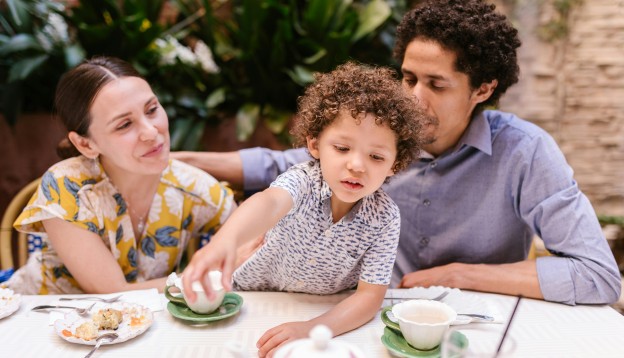 Family Eating RDNE Stock Project