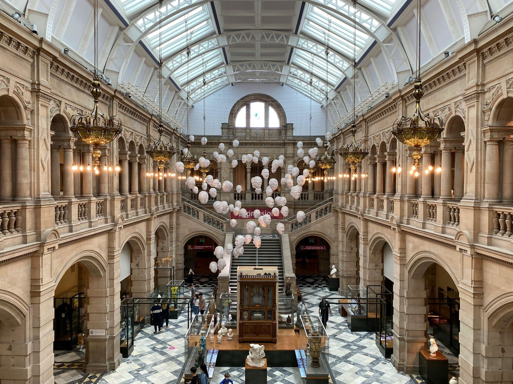 Kelvingrove Gallery Radubradu